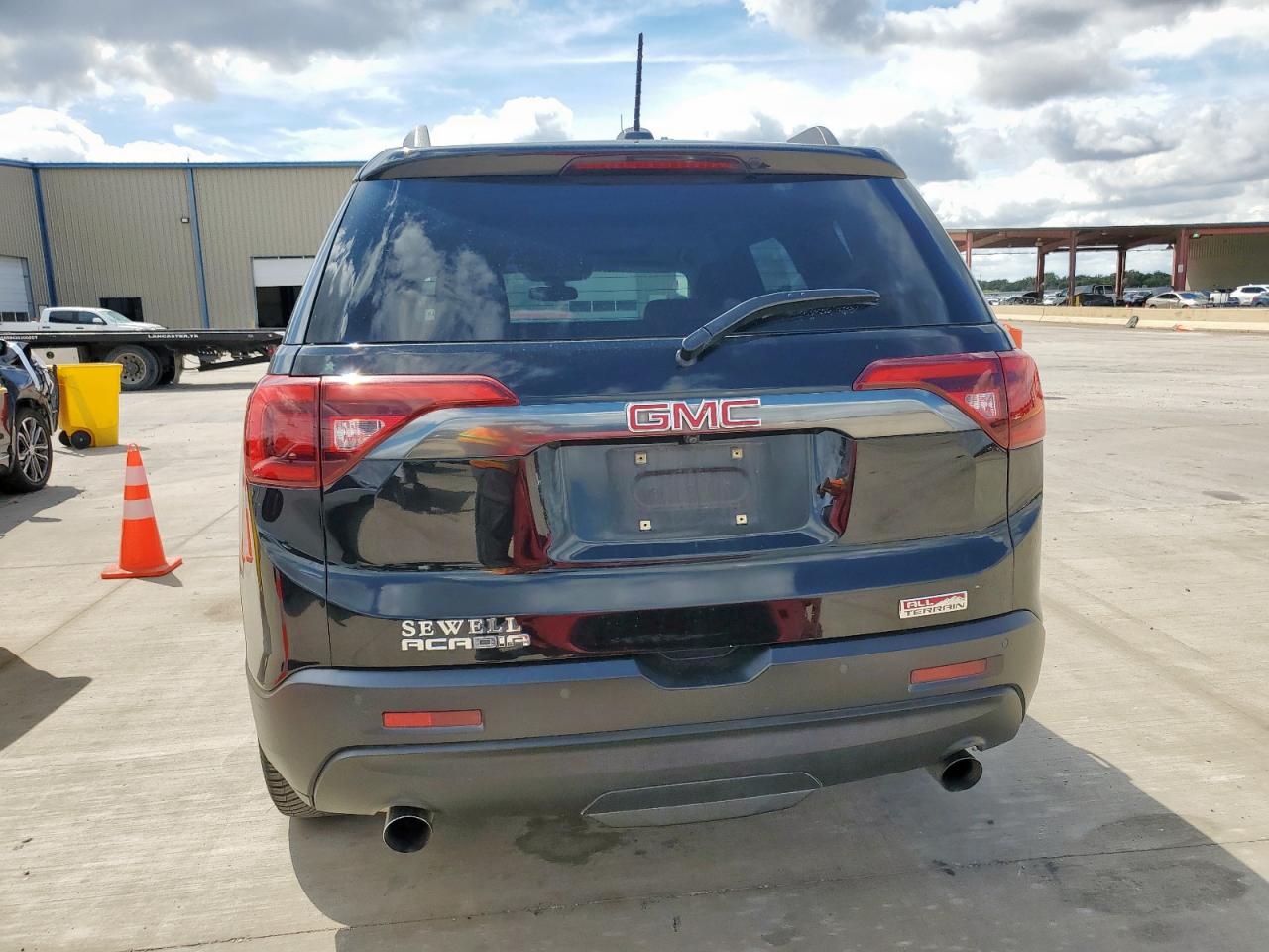 2017 GMC Acadia All Terrain VIN: 1GKKNVLSXHZ181222 Lot: 83754975