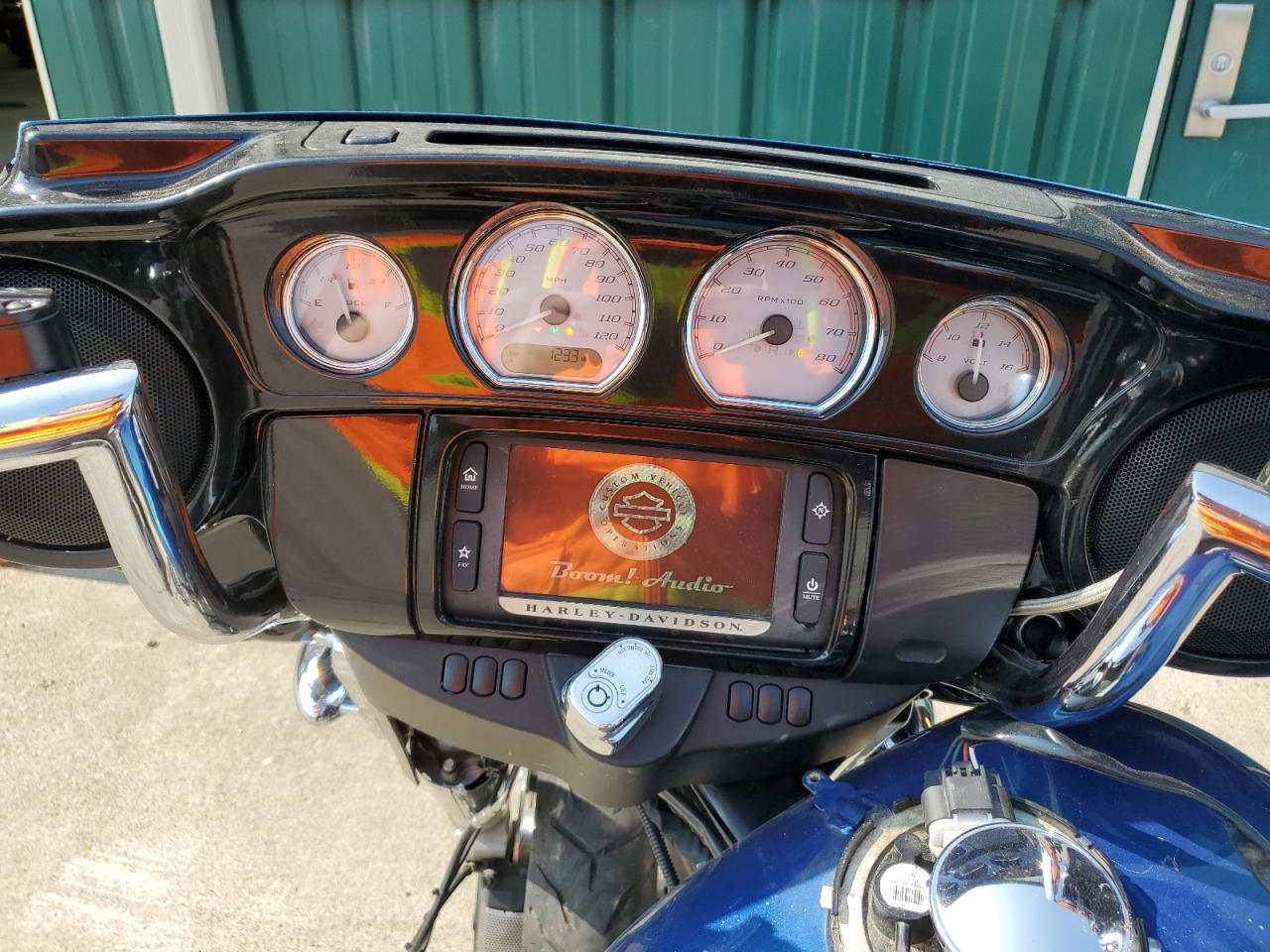 2014 Harley-Davidson Flhx Street Glide VIN: 1HD1KBM10EB649837 Lot: 71450815