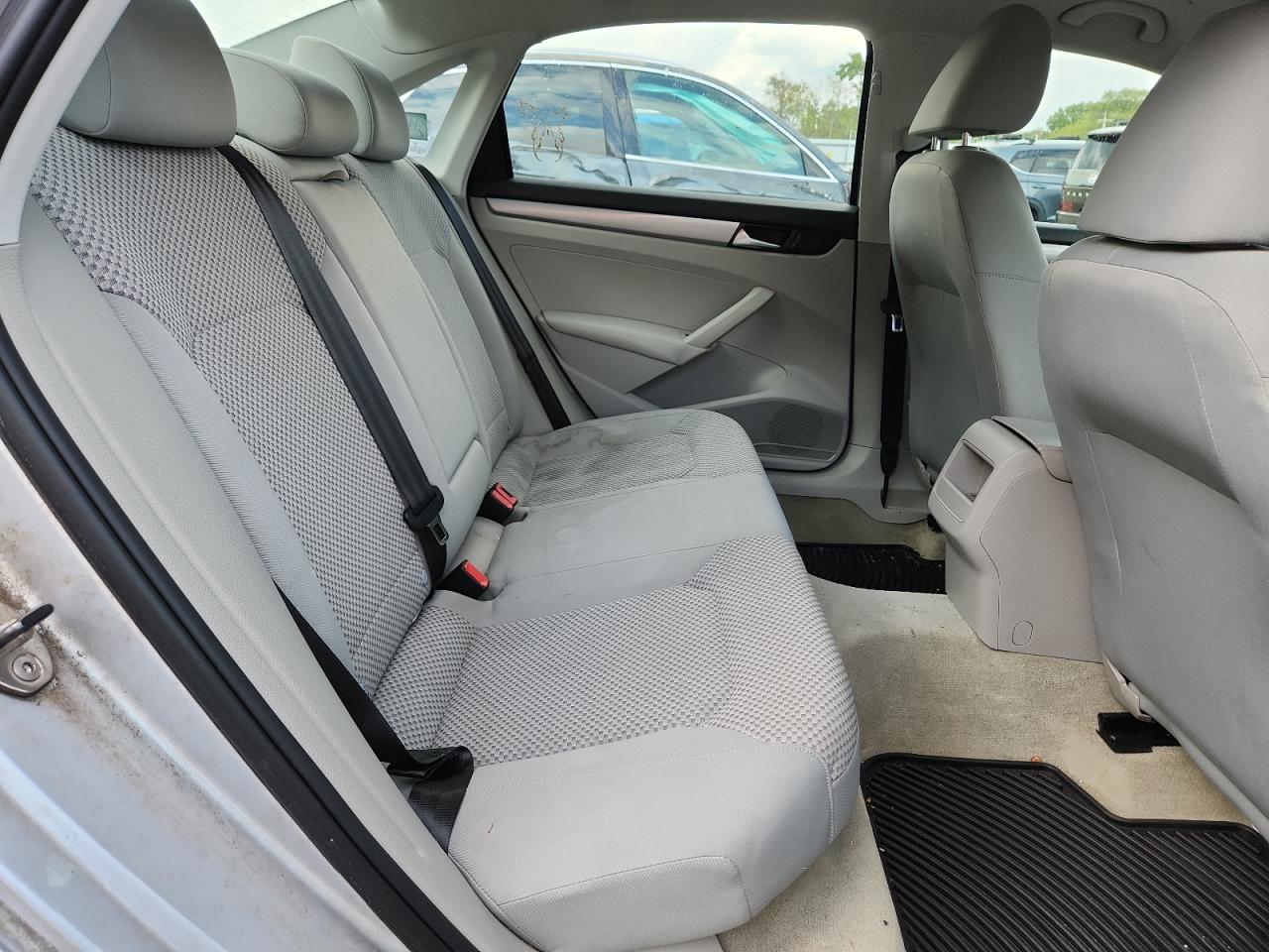 2013 Volkswagen Passat S VIN: 1VWAH7A34DC038850 Lot: 71572515
