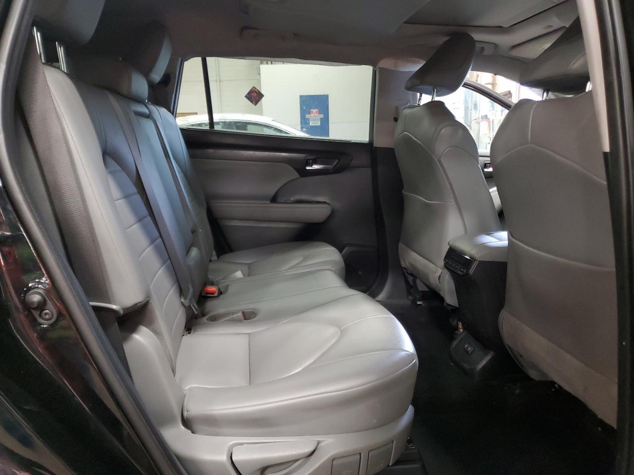 2021 Toyota Highlander Xle VIN: 5TDGZRBH3MS547441 Lot: 81622725