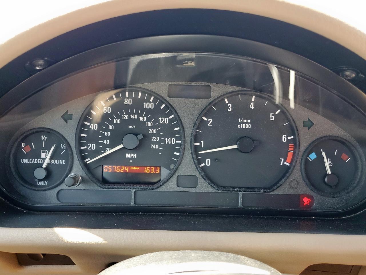 1999 BMW Z3 2.8 VIN: 4USCH3334XLF40440 Lot: 84231325