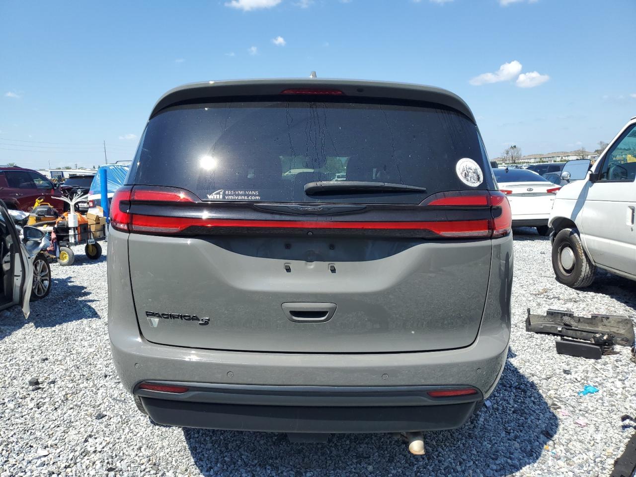2021 Chrysler Pacifica Touring L VIN: 2C4RC1BG5MR605352 Lot: 81559495