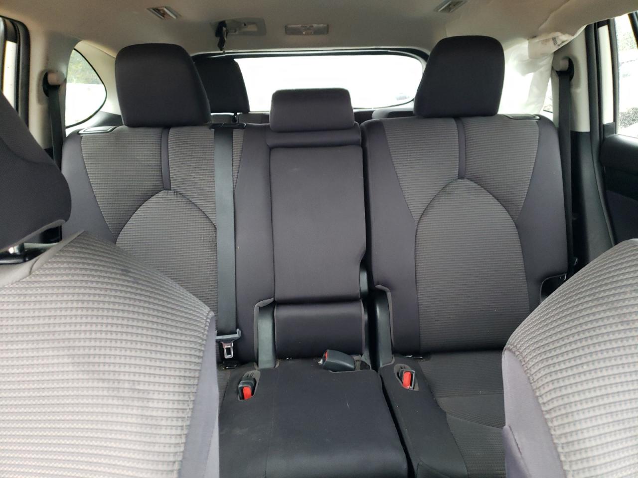 2021 Toyota Highlander L VIN: 5TDCZRBH4MS139920 Lot: 80339485