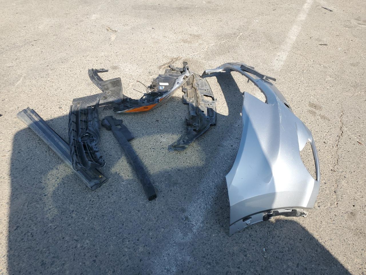 2014 Toyota Highlander Xle VIN: 5TDJKRFH5ES034505 Lot: 81925285