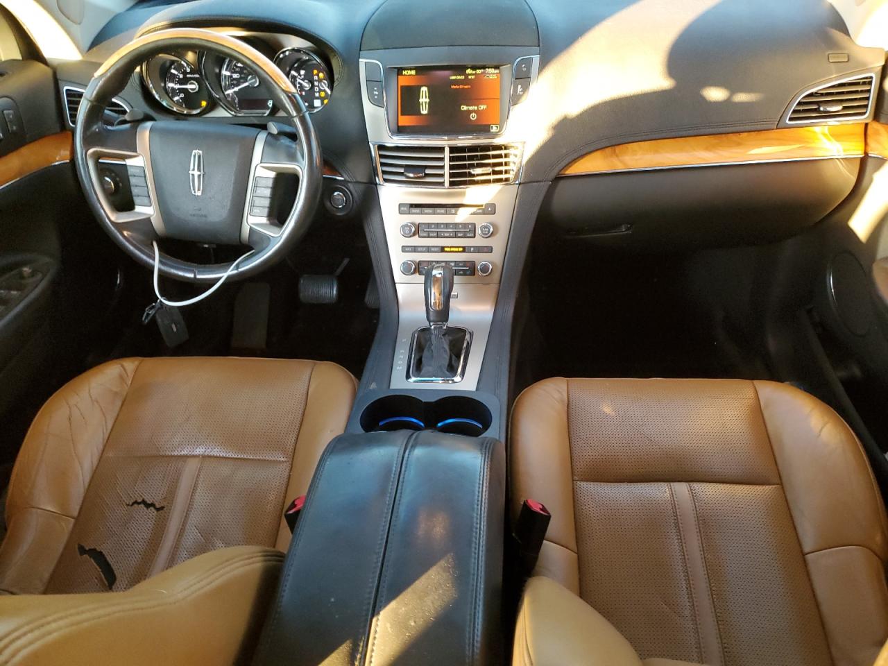 2010 Lincoln Mkt VIN: 2LMHJ5AR8ABJ08988 Lot: 81837415