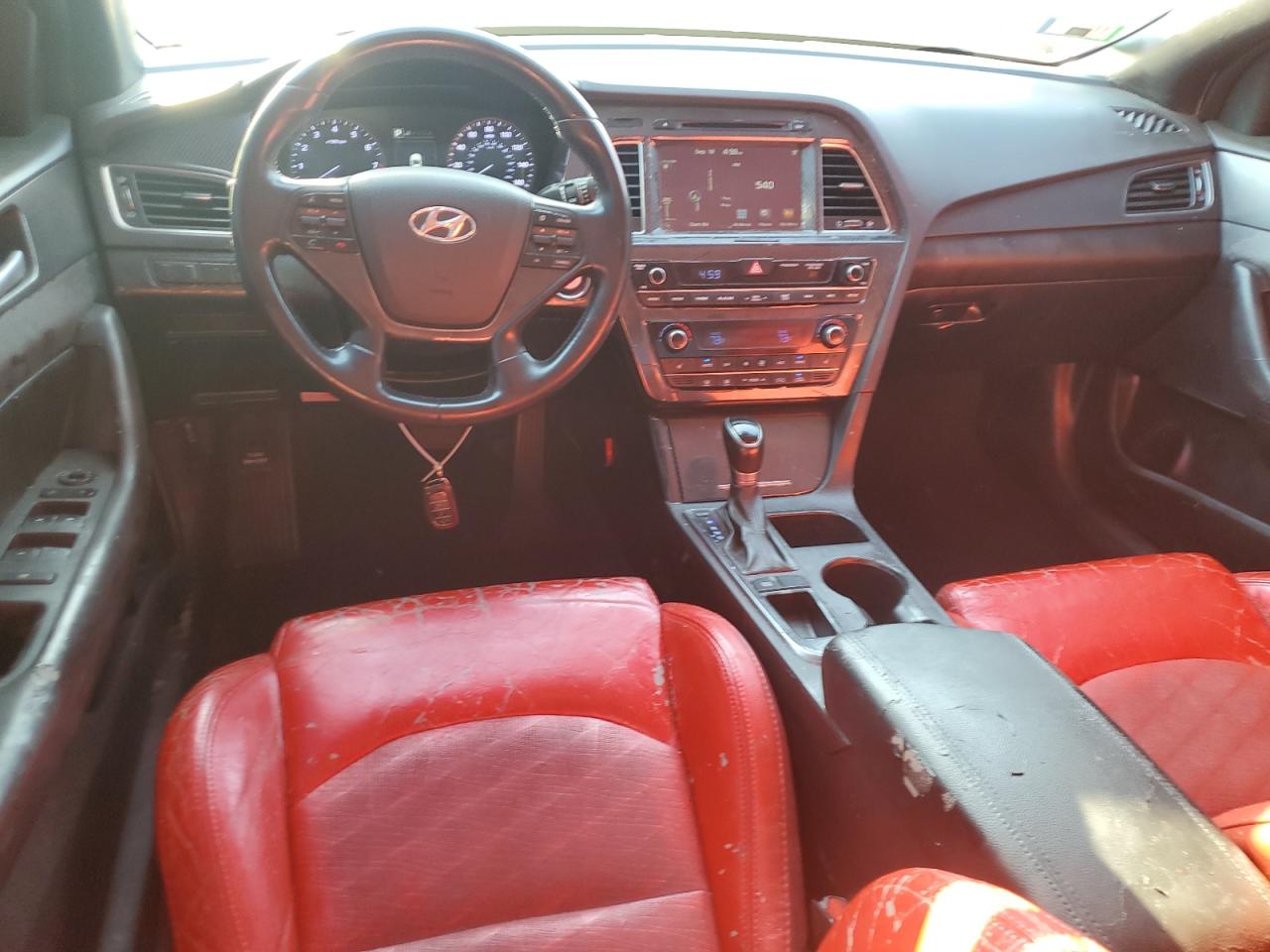 2015 Hyundai Sonata Sport VIN: 5NPE34AF0FH106161 Lot: 80067375