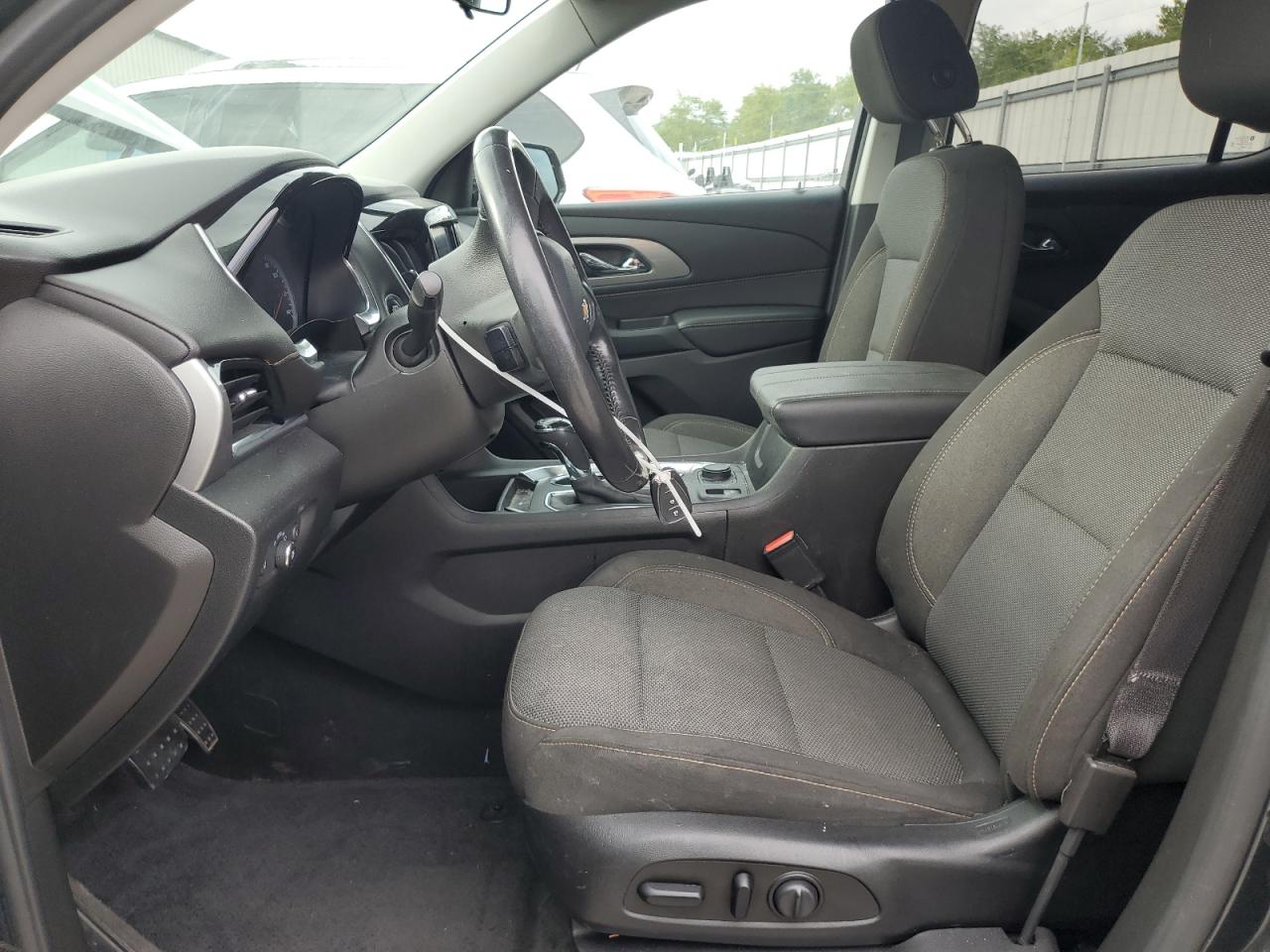 2020 Chevrolet Traverse Lt VIN: 1GNERGKW5LJ130450 Lot: 72054535