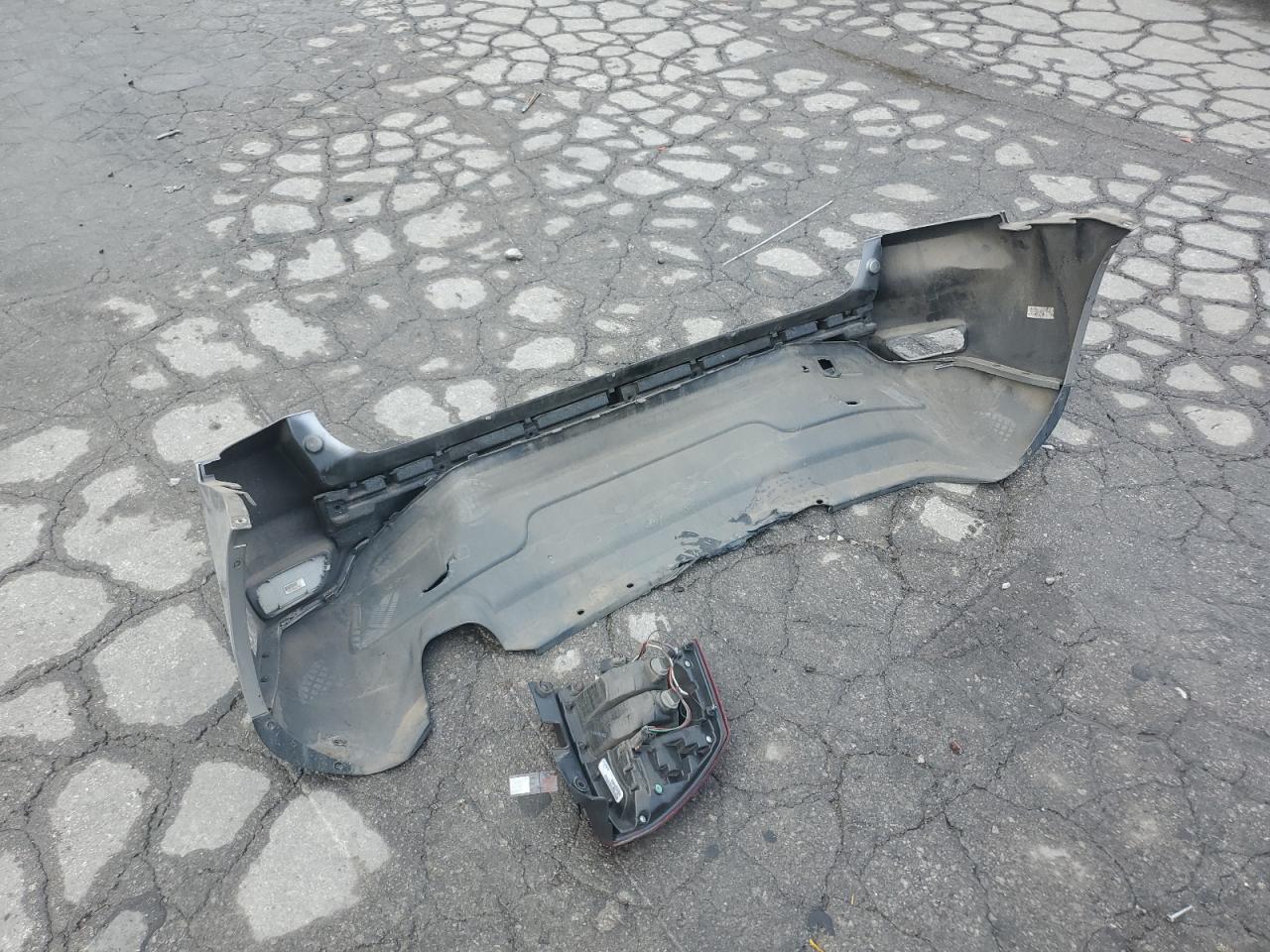 2016 Jeep Compass Sport VIN: 1C4NJCBA1GD688216 Lot: 81626075