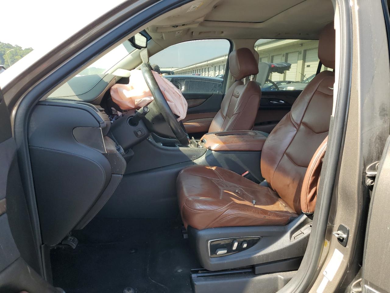 2015 Cadillac Escalade Esv Luxury VIN: 1GYS4SKJ6FR638945 Lot: 81321525