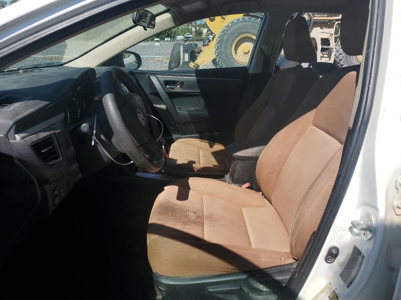 2016 Toyota Corolla L VIN: 5YFBURHE5GP469182 Lot: 81382135