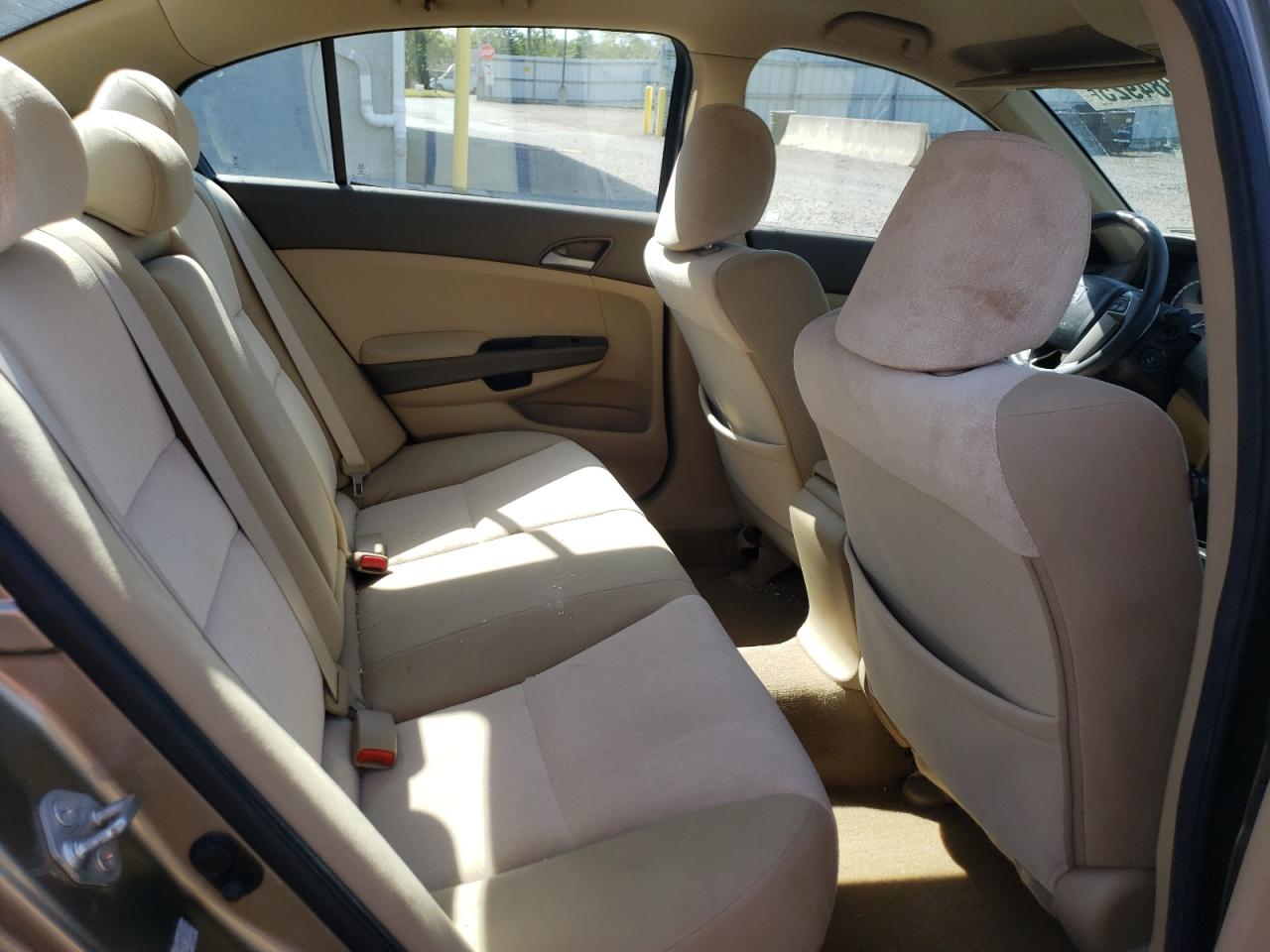 2010 Honda Accord Lxp VIN: 1HGCP2F41AA154180 Lot: 80384925