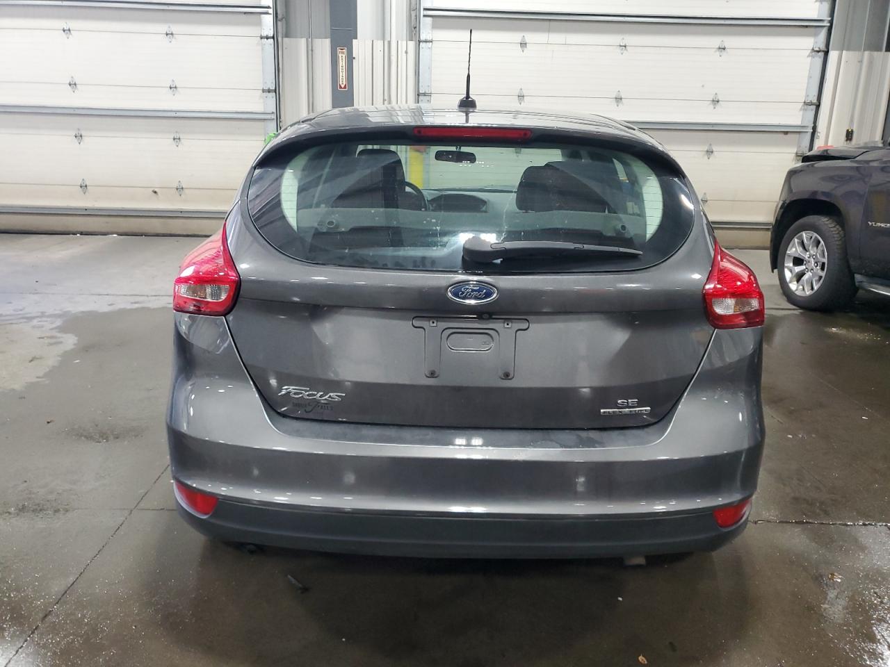 2015 Ford Focus Se VIN: 1FADP3K27FL231746 Lot: 81337665