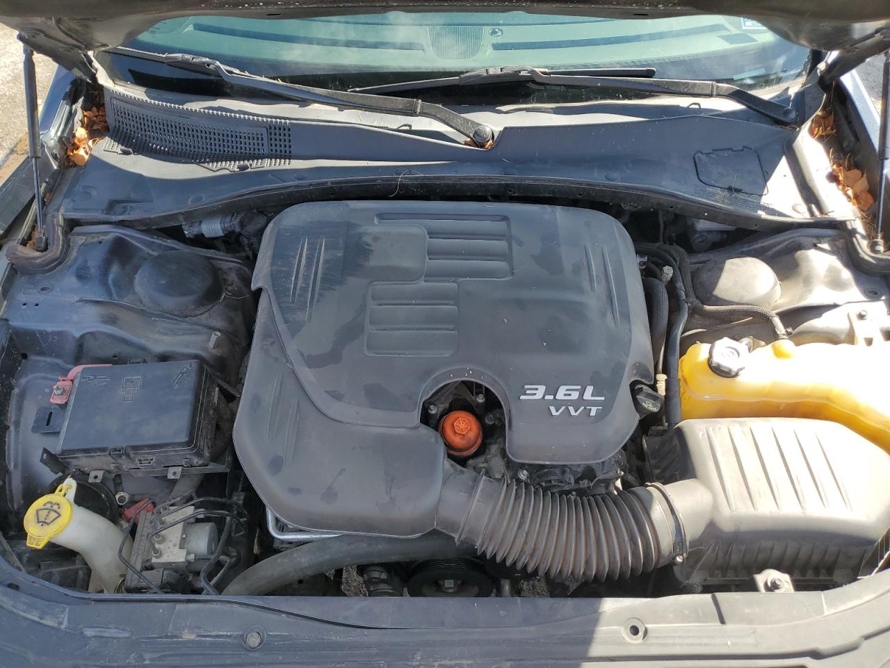 2017 Chrysler 300 Limited VIN: 2C3CCARG5HH586958 Lot: 81118765