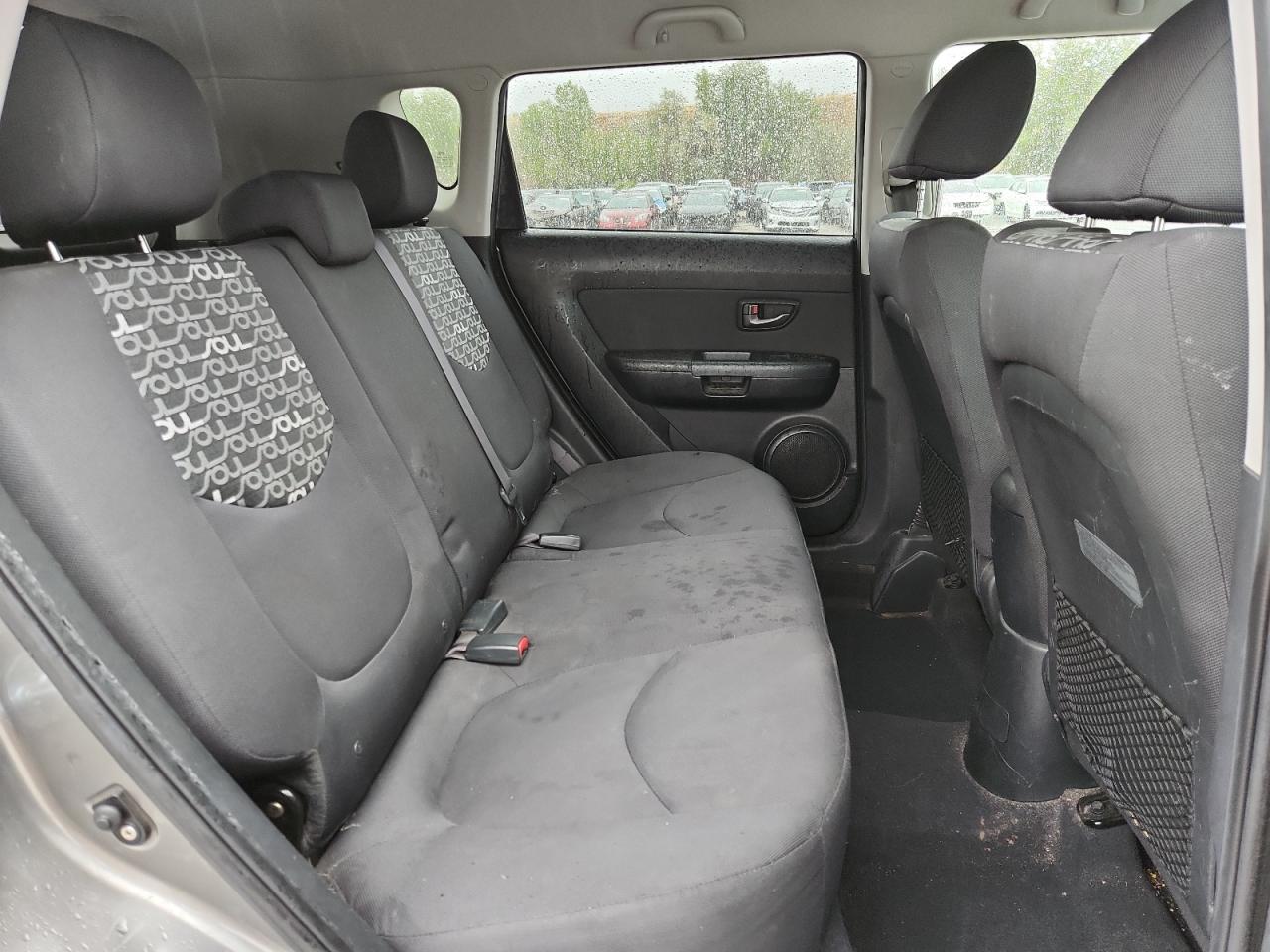 2011 Kia Soul + VIN: KNDJT2A21B7341036 Lot: 82116185