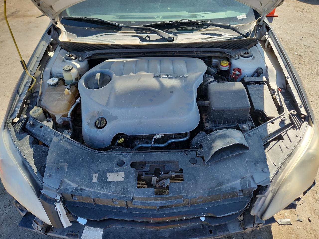 2014 Chrysler 200 Touring VIN: 1C3CCBBG6EN105974 Lot: 80396935