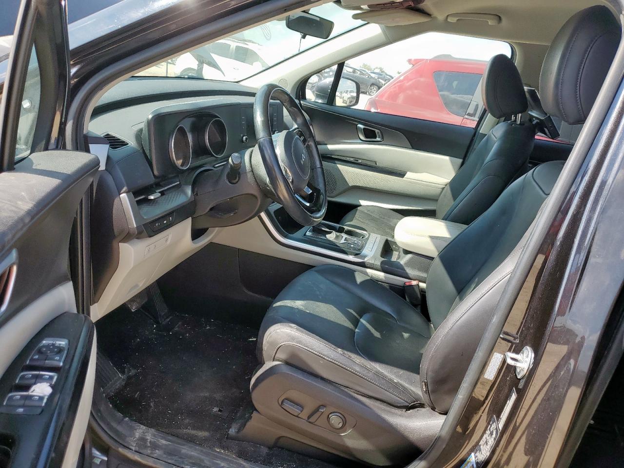 2022 Kia Carnival Lx VIN: KNDNB4H31N6114468 Lot: 81662555