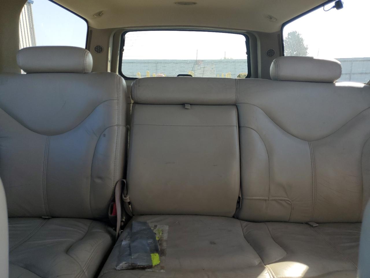2001 GMC Yukon Xl K1500 VIN: 3GKFK16T41G247549 Lot: 81051355