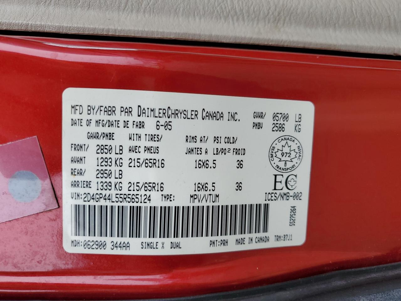 2005 Dodge Grand Caravan Sxt VIN: 2D4GP44L55R565124 Lot: 81490885