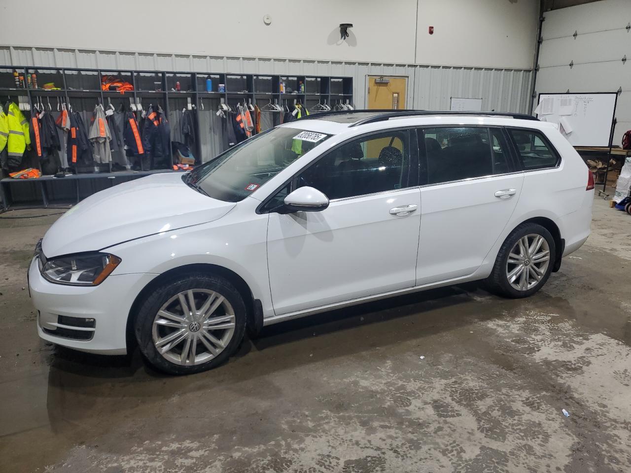 2015 Volkswagen Golf Sportwagen Tdi S