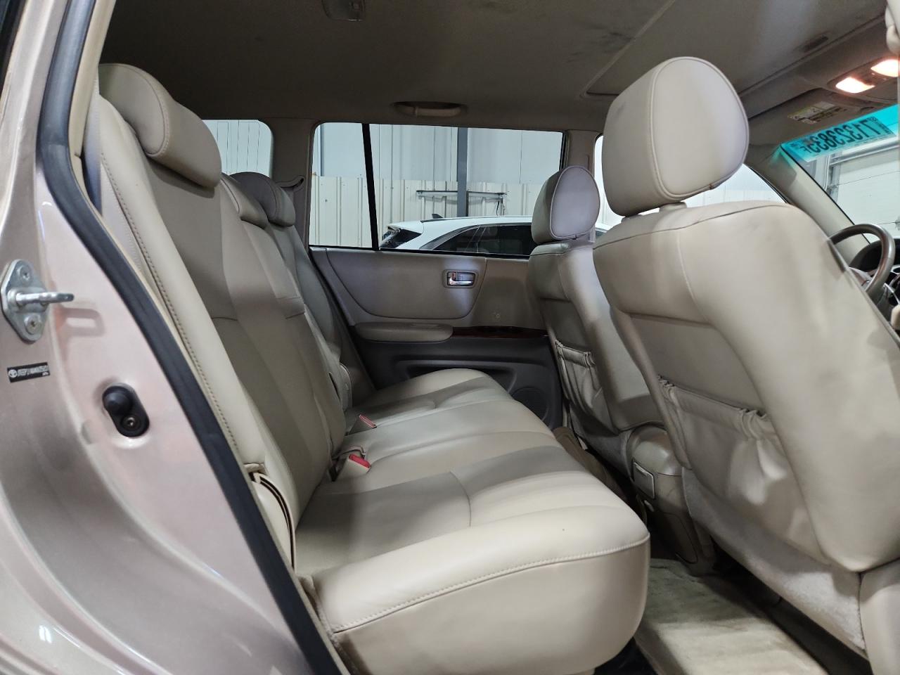 2004 Toyota Highlander VIN: JTEEP21AX40035831 Lot: 71323835