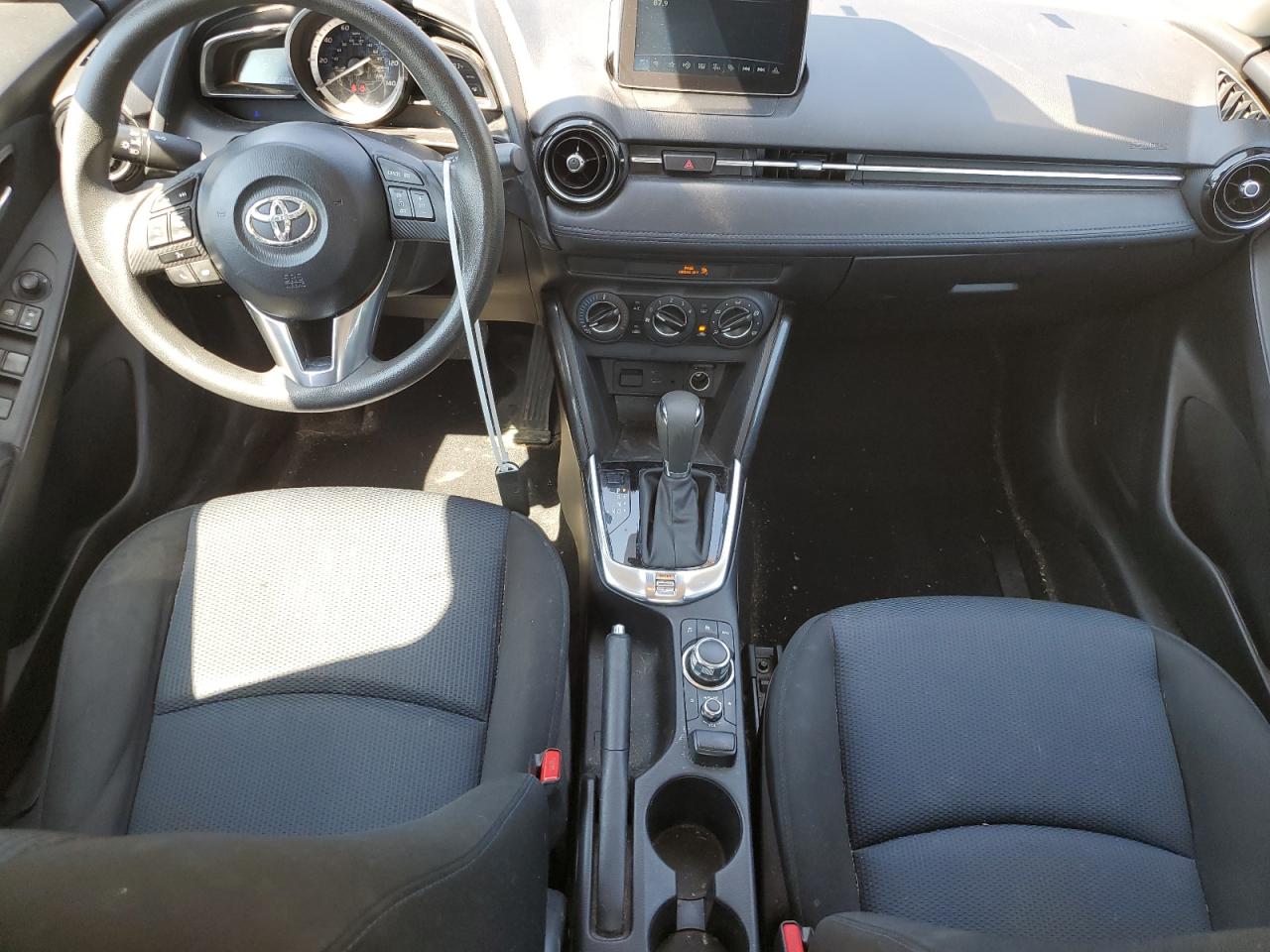 2017 Toyota Yaris Ia VIN: 3MYDLBYV1HY170987 Lot: 71858905