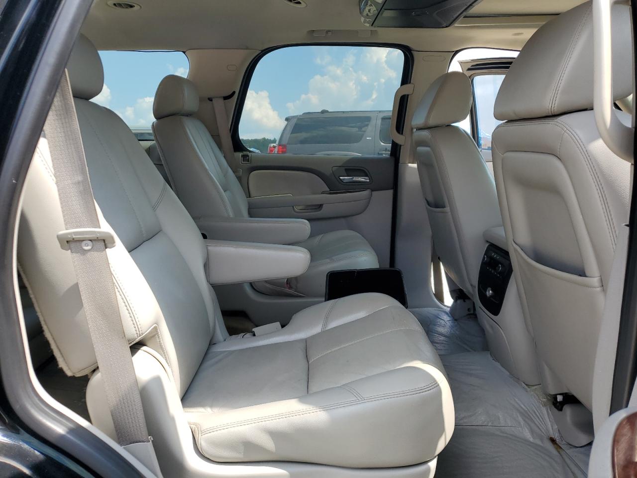 2007 Chevrolet Tahoe C1500 VIN: 1GNFC13027R252980 Lot: 81656205