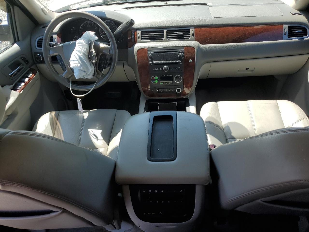 2013 Chevrolet Suburban VIN: 1GNSCJE00DR112837 Lot: 71710965