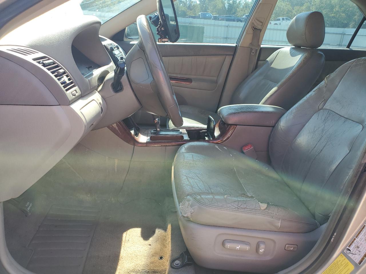 2005 Toyota Camry Le VIN: JTDBF30K050163989 Lot: 69534195