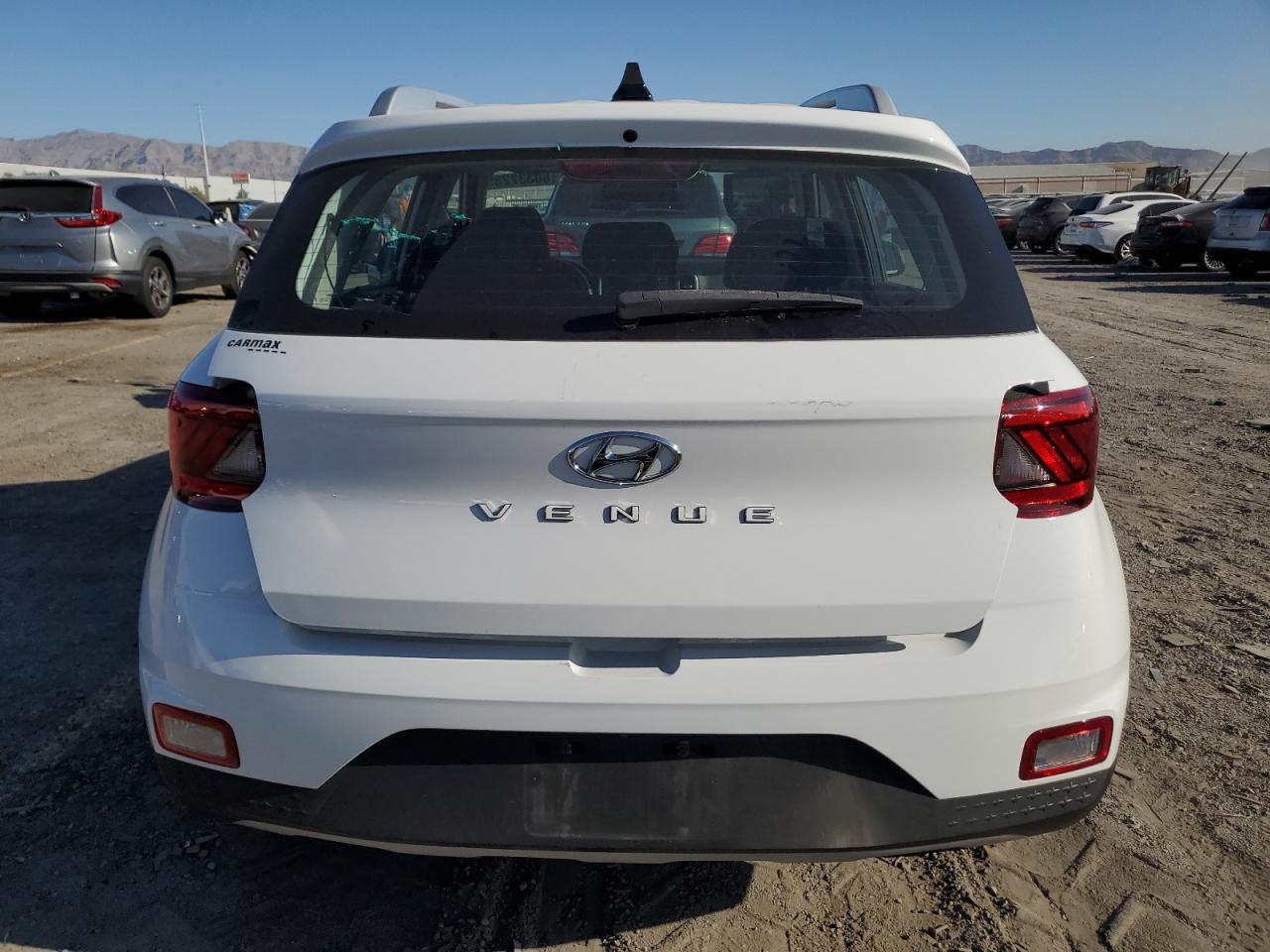 2022 Hyundai Venue Sel VIN: KMHRC8A38NU170950 Lot: 80332235