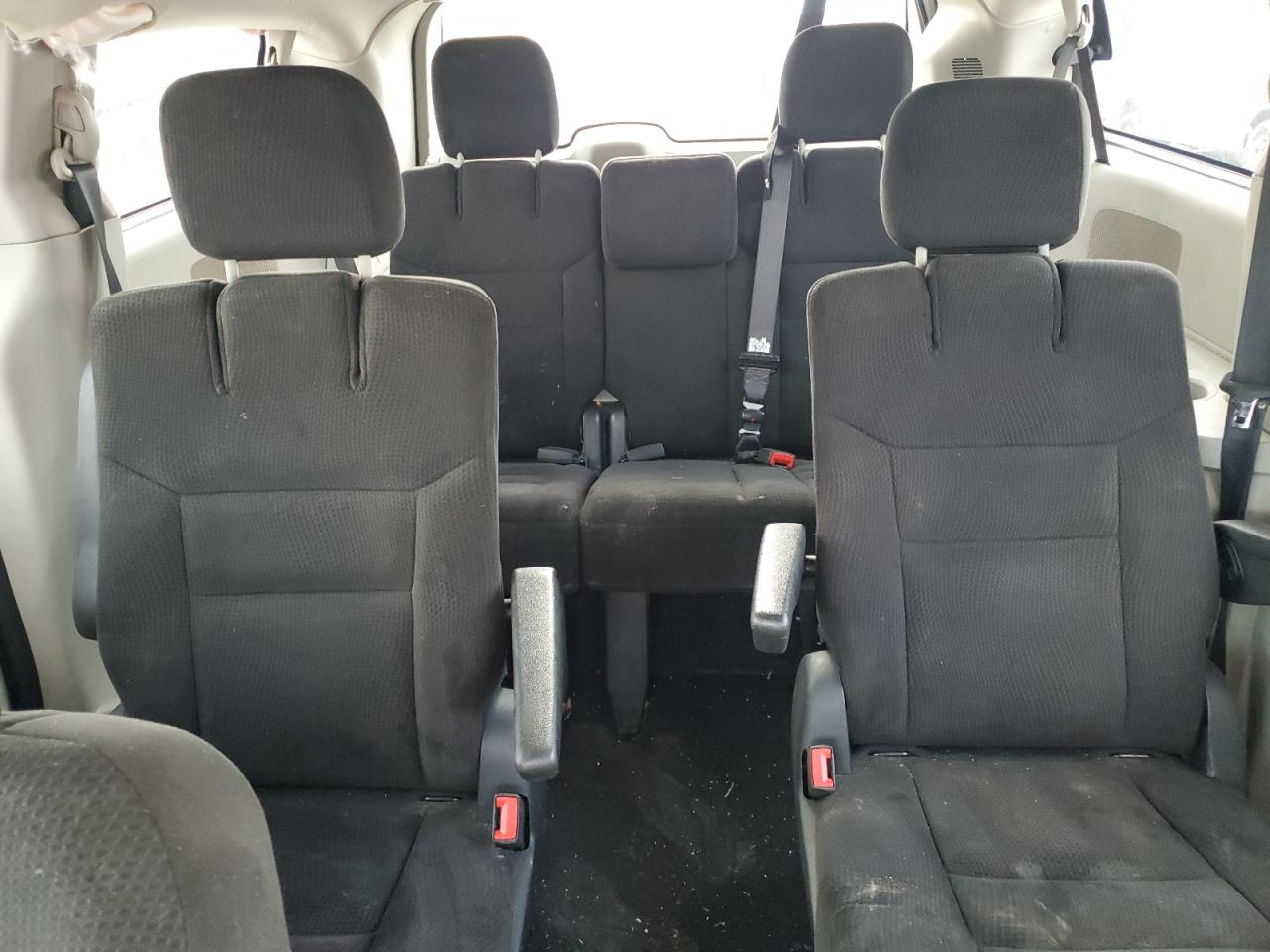 2015 Dodge Grand Caravan Sxt VIN: 2C4RDGCG9FR592025 Lot: 70751915