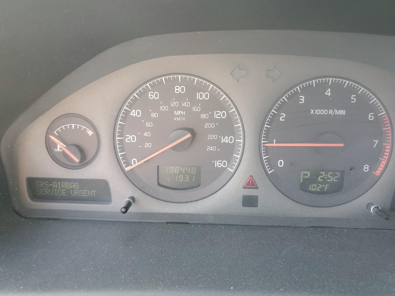 2002 Volvo V70 Xc VIN: YV1SZ58D821061607 Lot: 80203875