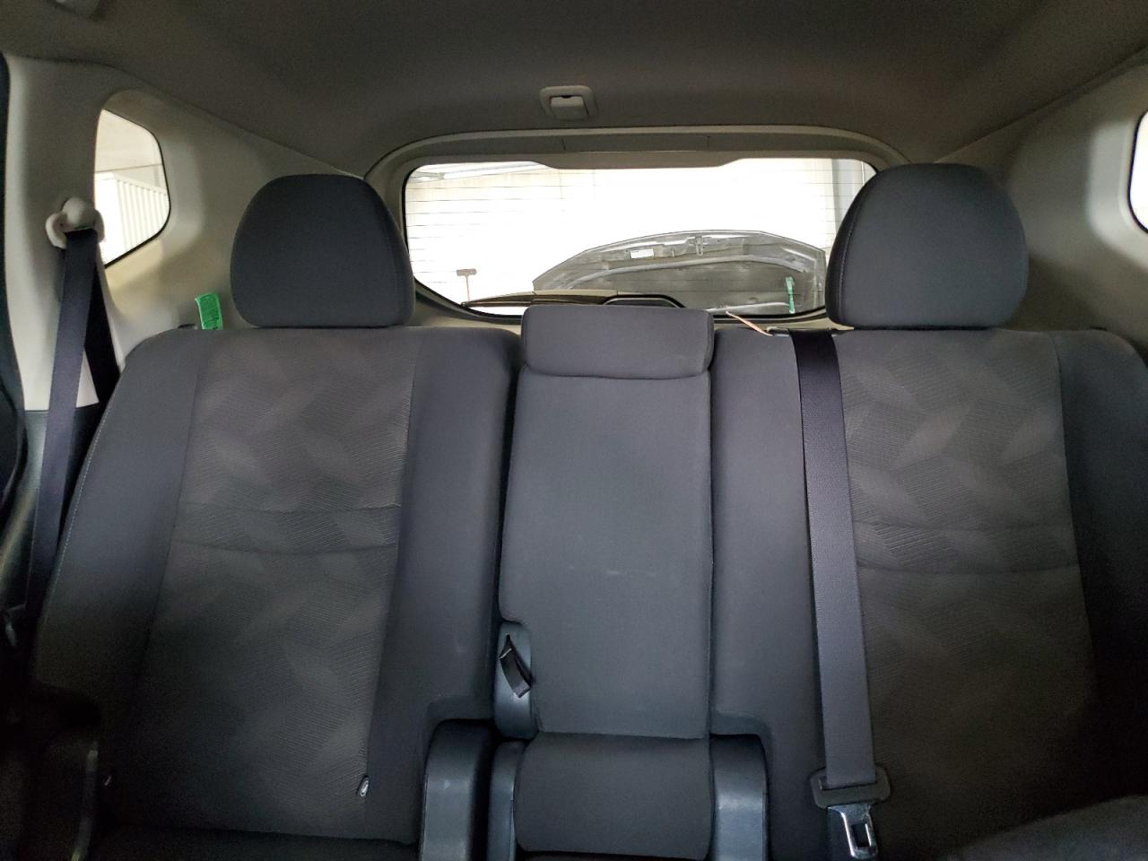 2016 Nissan Rogue S VIN: KNMAT2MVXGP663266 Lot: 81777105