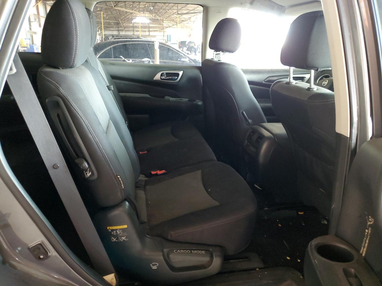 2018 Nissan Pathfinder S VIN: 5N1DR2MN1JC607433 Lot: 81470565