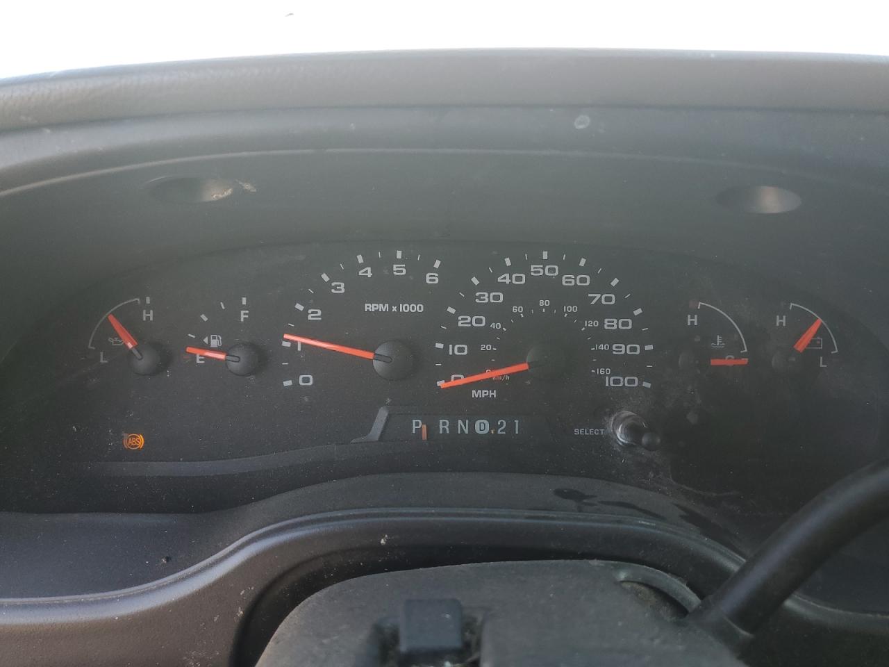 2005 Ford Econoline E250 Van VIN: 1FTNE24W25HA31096 Lot: 84289415