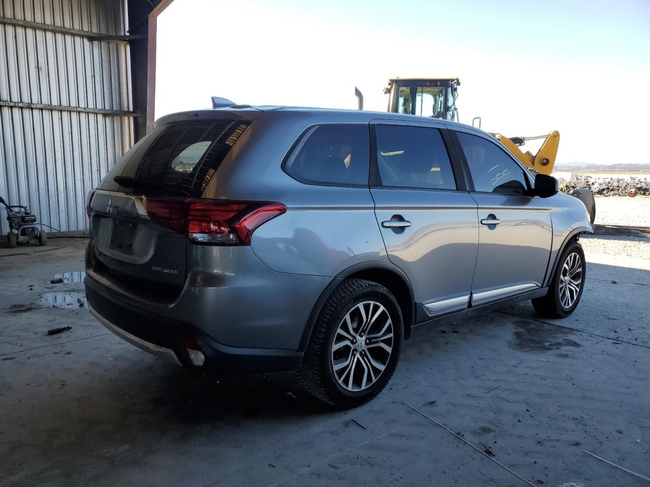 2018 Mitsubishi Outlander Es JA4AD2A39JJ004874 photo #4