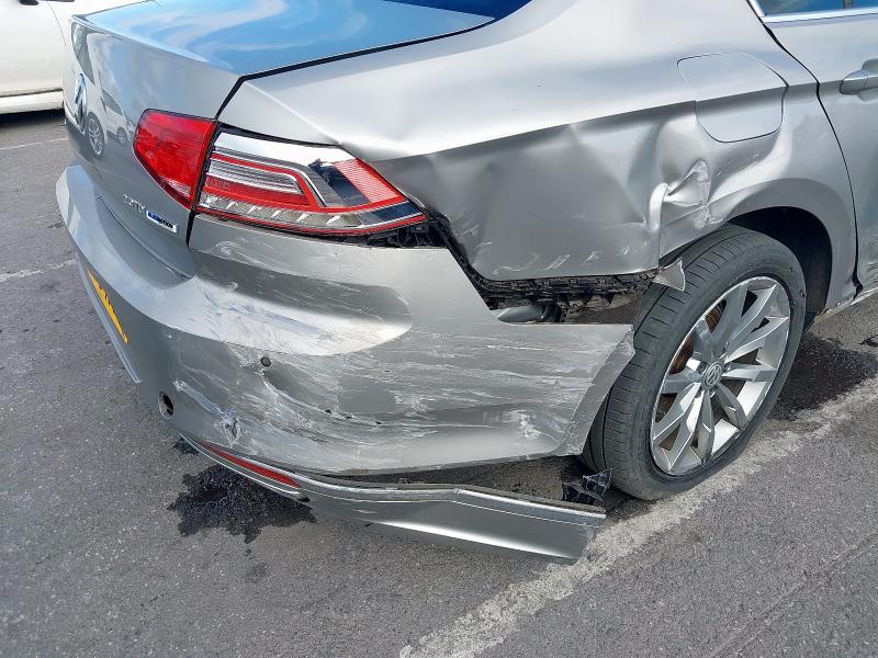 2015 VOLKSWAGEN PASSAT R LINE TDI BMOTION 