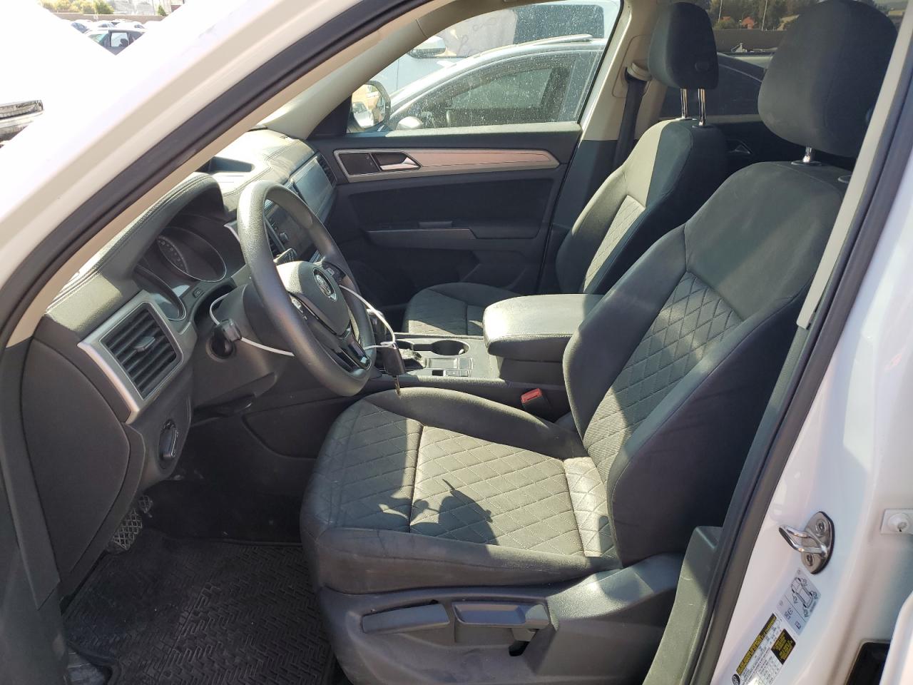 2018 Volkswagen Atlas VIN: 1V2BR2CA4JC500952 Lot: 81613175