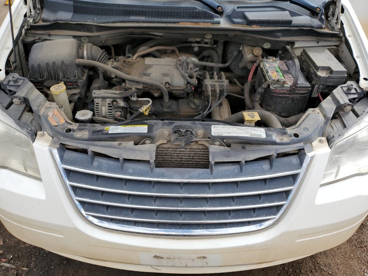 2010 Chrysler Town & Country Touring VIN: 2A4RR5D16AR460441 Lot: 84818675