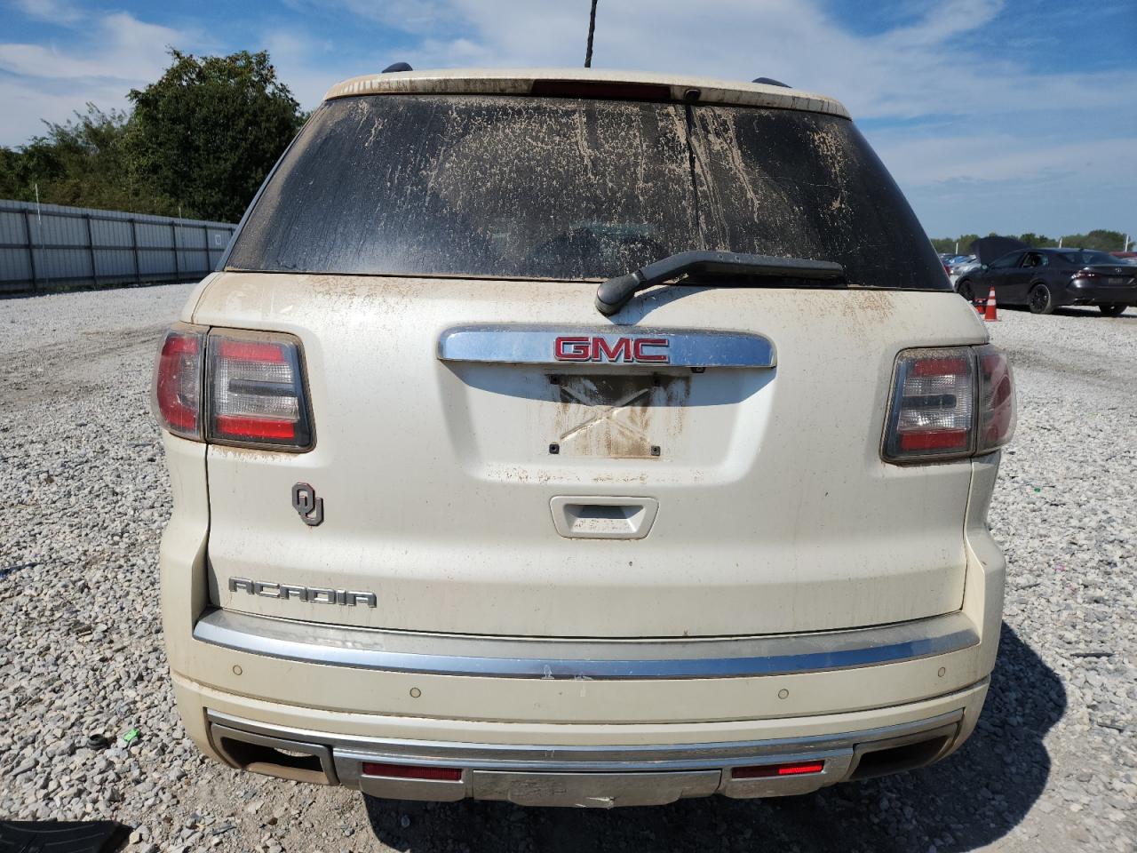 2013 GMC Acadia Denali VIN: 1GKKRTKD2DJ185110 Lot: 71599695