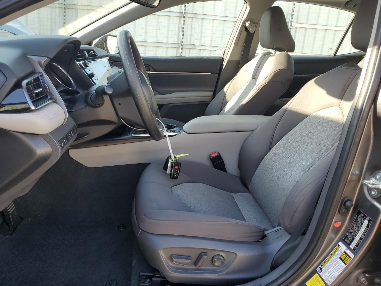 2020 Toyota Camry Le VIN: 4T1E31AK7LU545446 Lot: 81840105