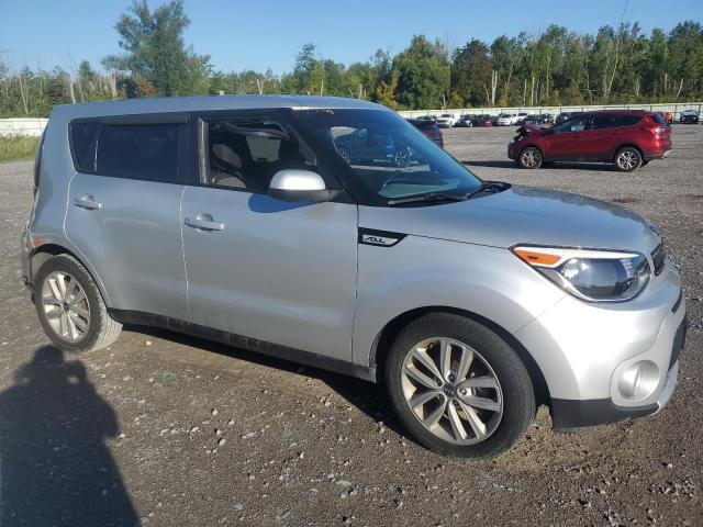  KIA SOUL 2017 Silver
