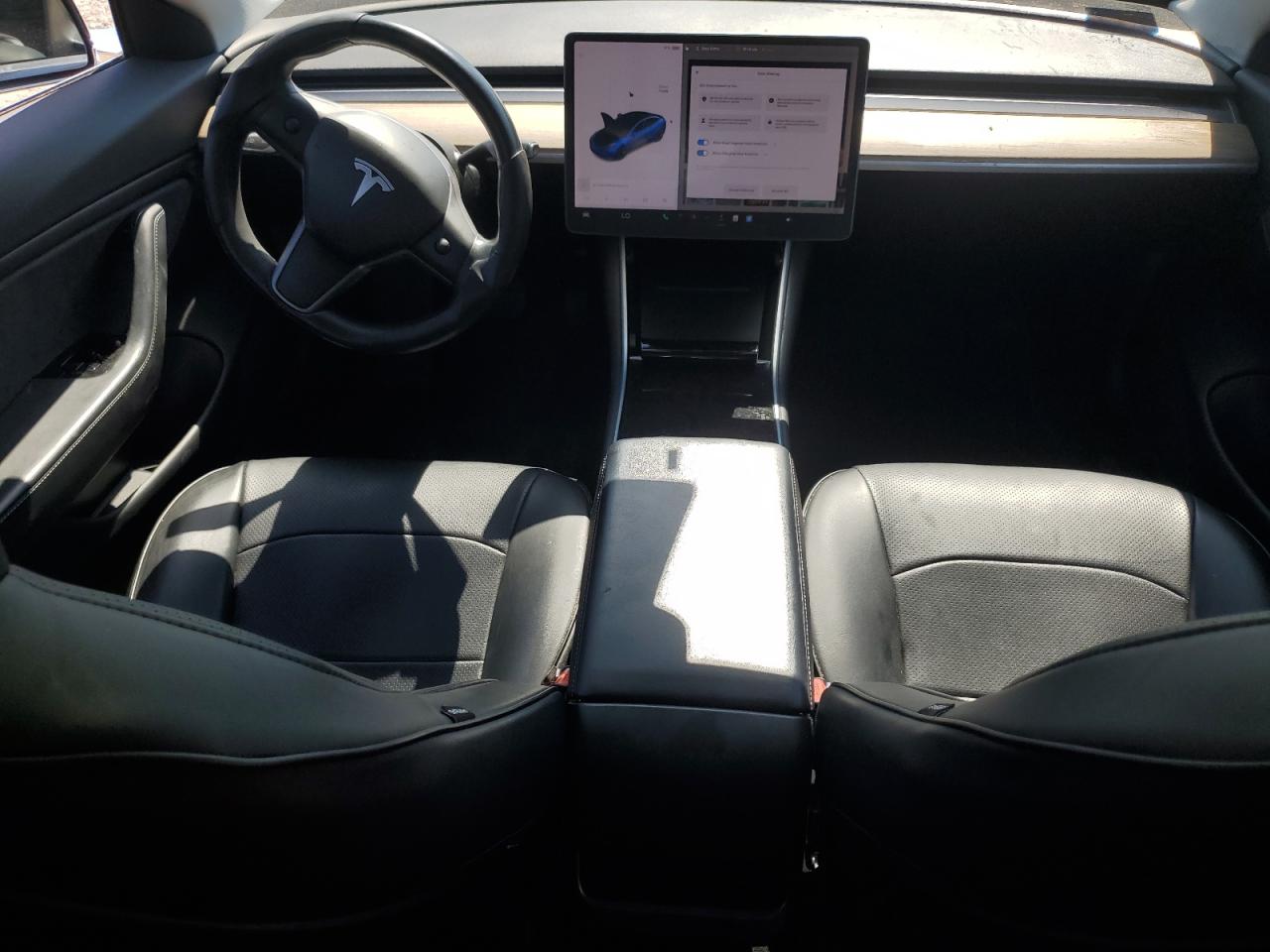 2018 Tesla Model 3 VIN: 5YJ3E1EA7JF154231 Lot: 70299595