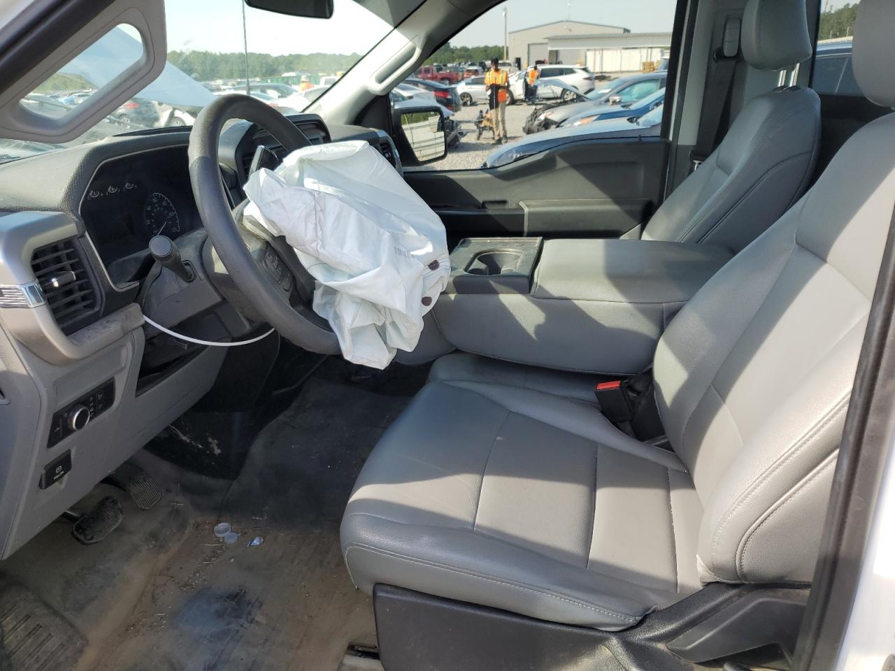 2022 Ford F150 VIN: 1FTMF1EB2NKE25330 Lot: 84870325