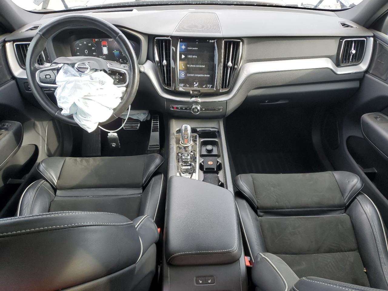 2019 Volvo Xc60 T8 R-Design VIN: LYVBR0DM4KB205208 Lot: 81694845
