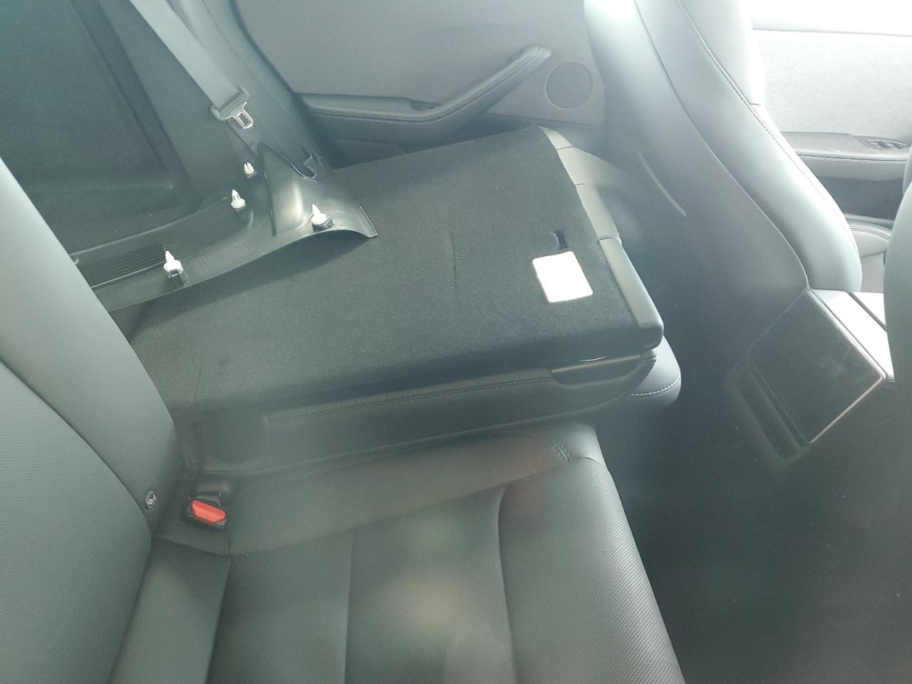 2025 Tesla Model 3 VIN: 5YJ3E1EA9SF031404 Lot: 71526345