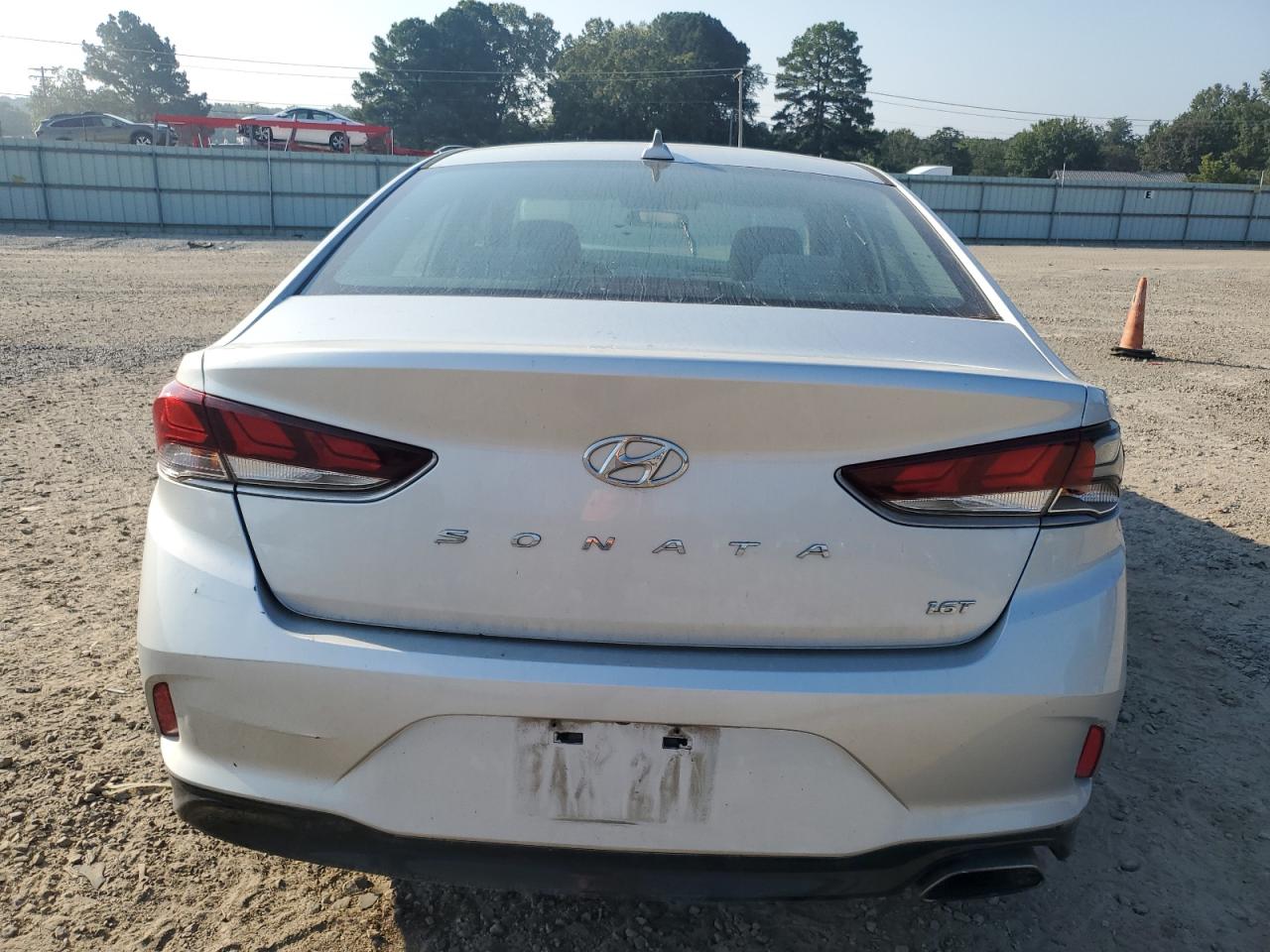 2018 Hyundai Sonata Eco VIN: 5NPE24AA0JH707182 Lot: 81076345
