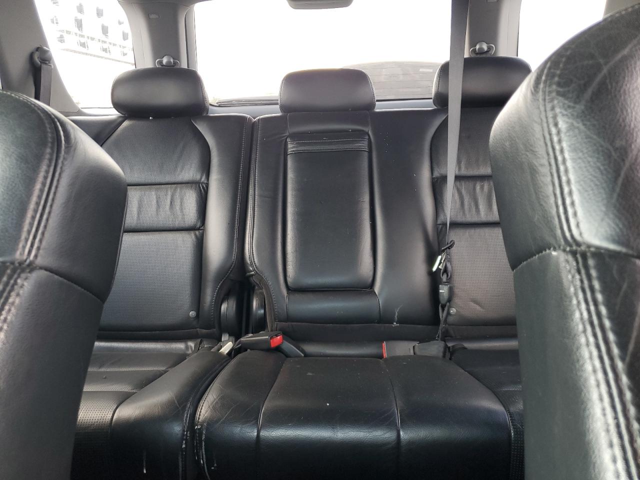 2005 Acura Mdx Touring VIN: 2HNYD18825H537330 Lot: 81192835