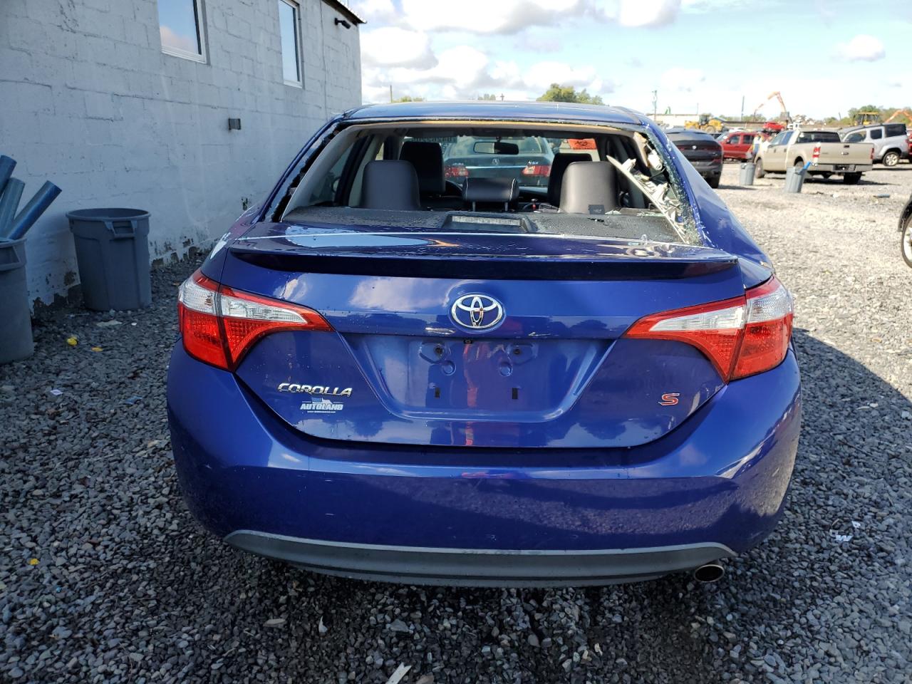 2015 Toyota Corolla L VIN: 2T1BURHE3FC272297 Lot: 84262295