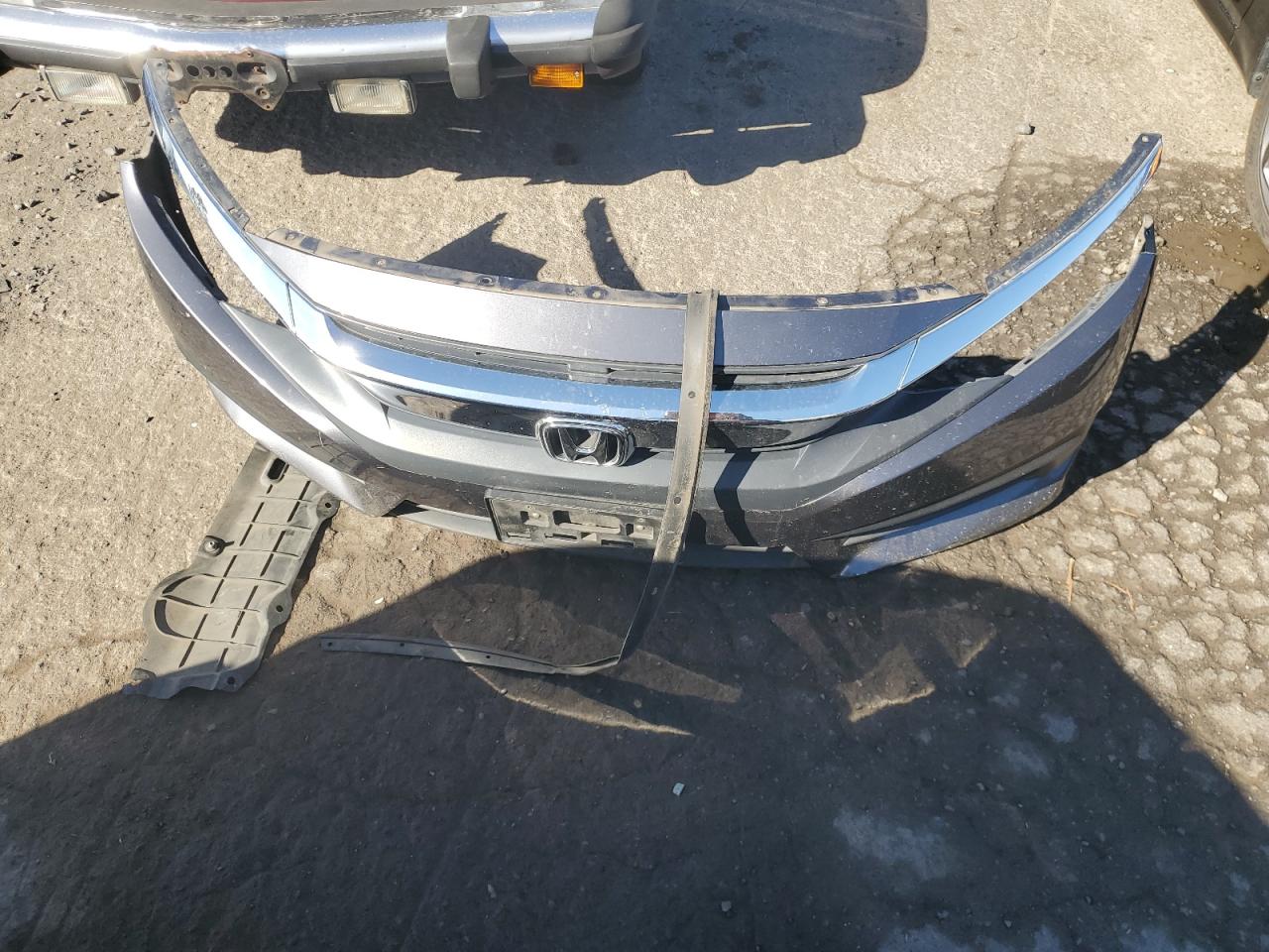 2018 Honda Civic Lx VIN: 2HGFC2F57JH504883 Lot: 84643705