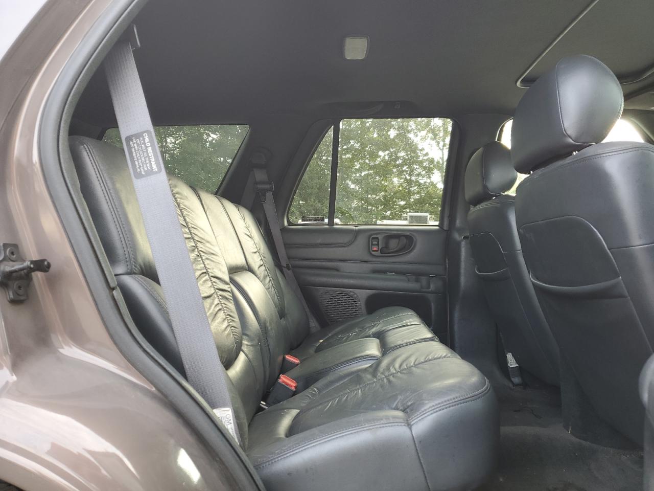 1999 GMC Jimmy VIN: 1GKDT13W9X2556700 Lot: 81556205